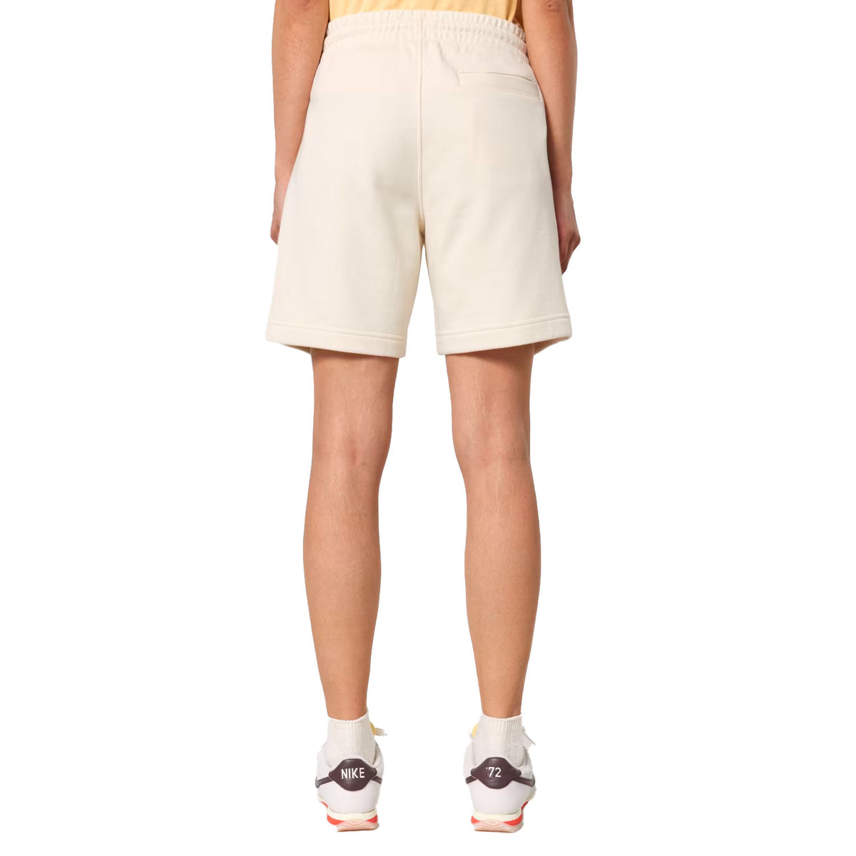 luonnonvalkoinen unisex collegeshortsit trainer 2.0 takaa