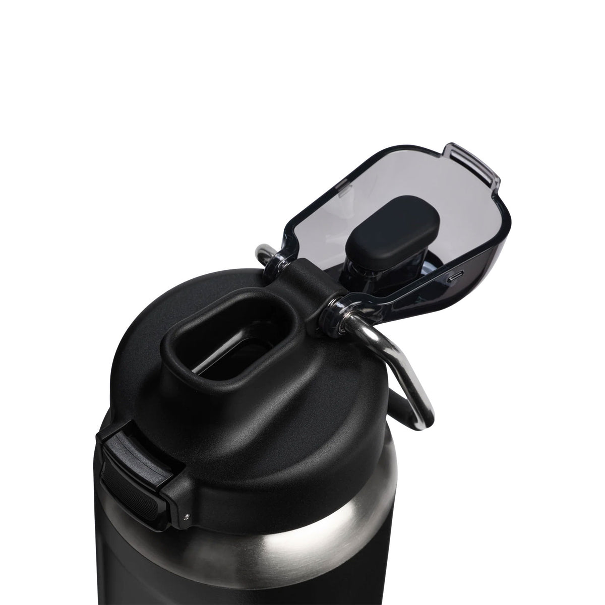 Stanley Classic Wellspring Bottle 0.71L mustan juomapullon korrki ja juoma-aukko